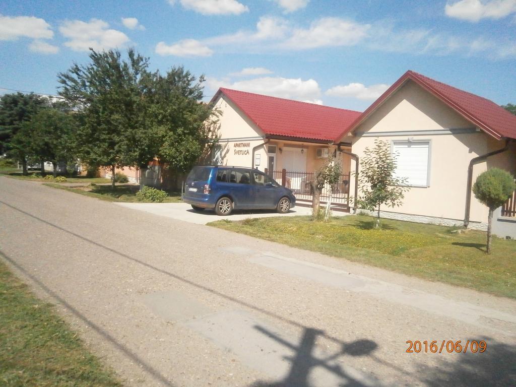 Apartments Svetlica Backi Petrovac Bagian luar foto